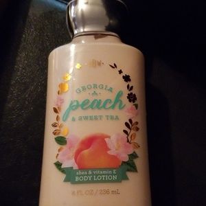 Bath & Body Works lotion